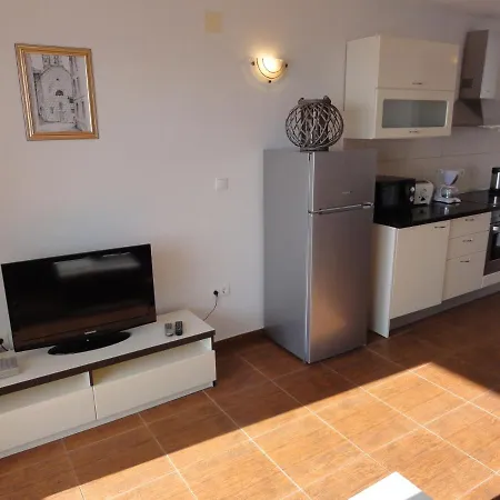 Apartament By The Sea Businci, Ciovo - 12414 *